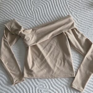 Abercrombie & Fitch Cream Off-Shoulder Top